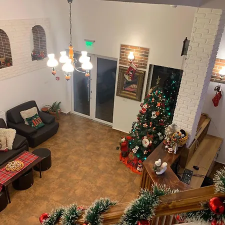 Bed and Breakfast Conacul Flo'camy